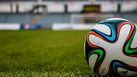 广州队经营模式获冯俊彦赞誉，成为国内球队典范