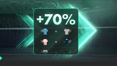 近藤友喜：校园恋情延续，札幌中场与初恋女友共结连理